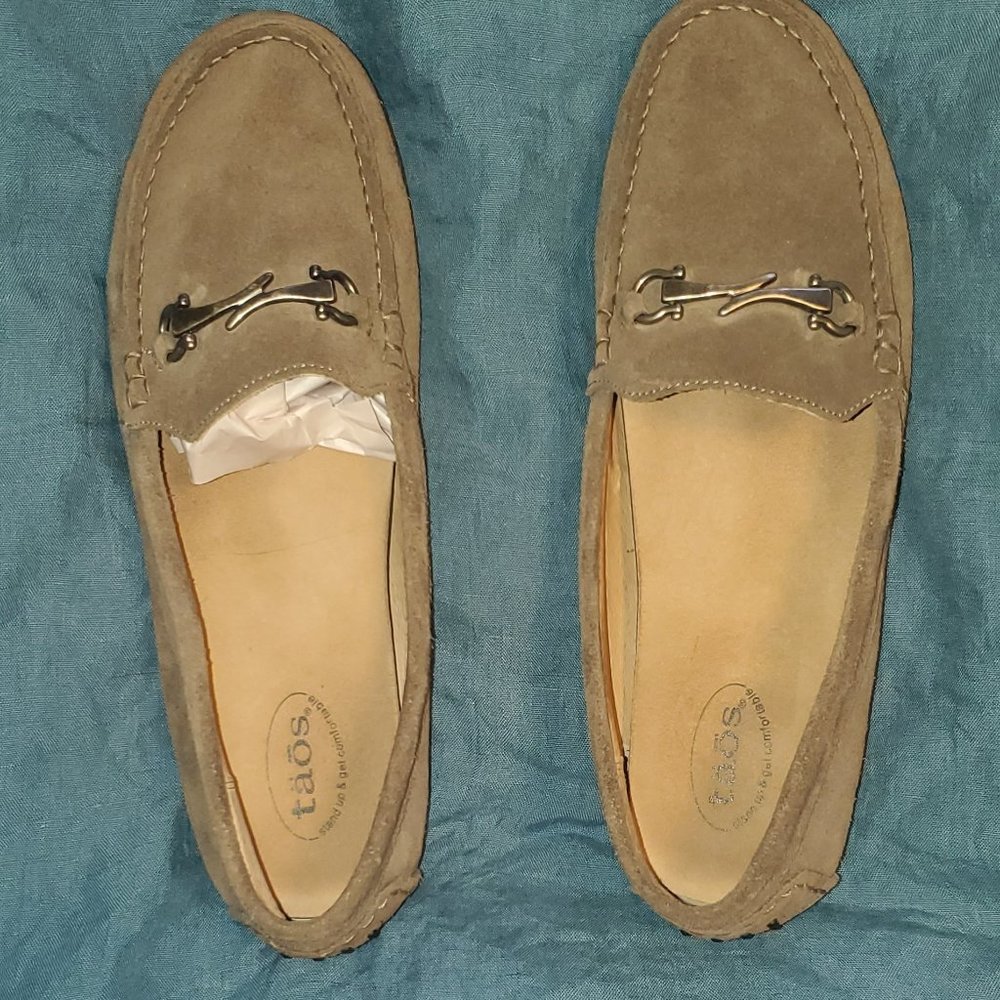 Taos Bit Moc Suede Driving Loafer